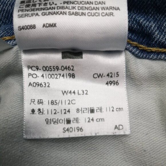 Levi's 559 Men's Size 44/32 Light Wash Zipper & Button Closure Blue Jeans - Picture 9 of 15